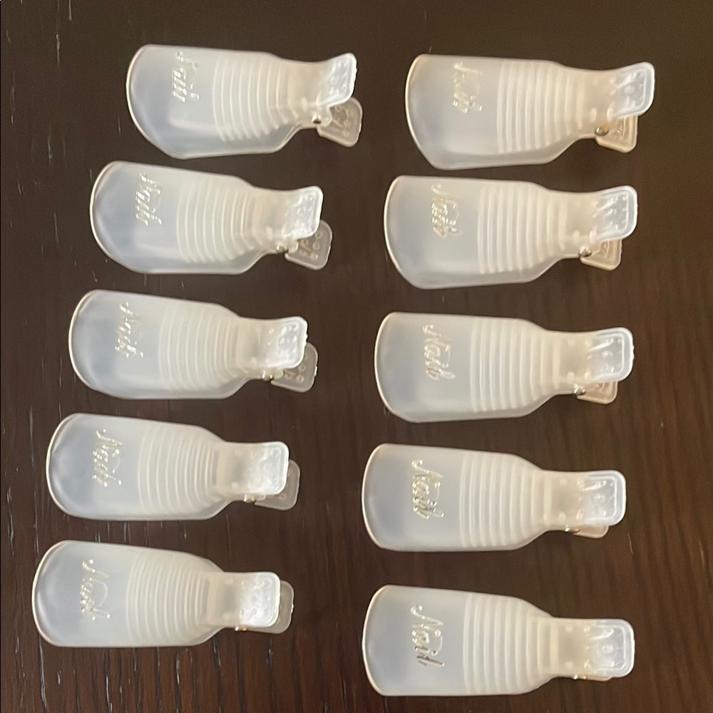 Free Nail Art Soak Off Clips with purchase